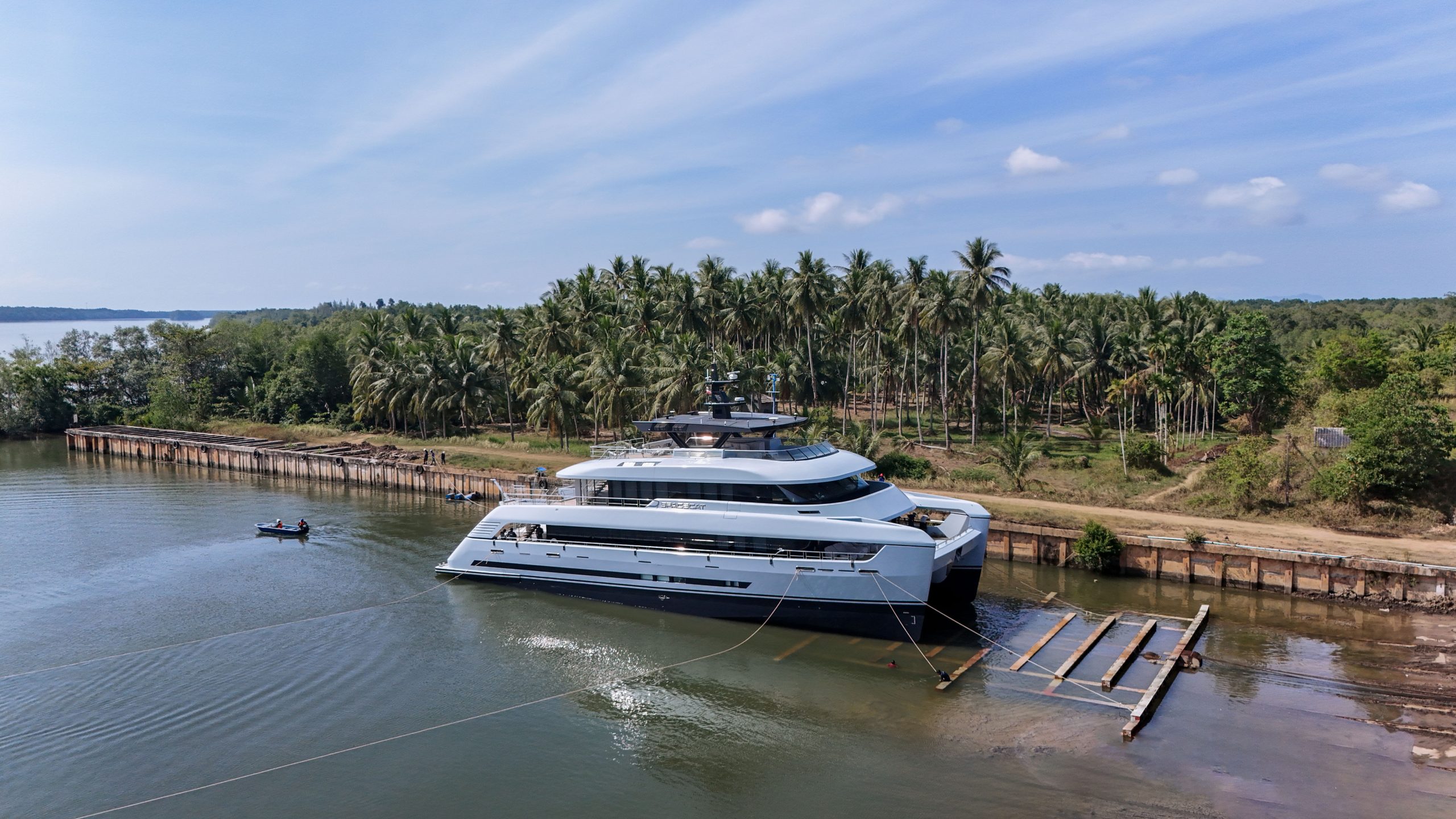 SLIPWAY-2-Blue-Oceanic-Shipyard-in-Phuket-Yard-services-in-Phuket-1