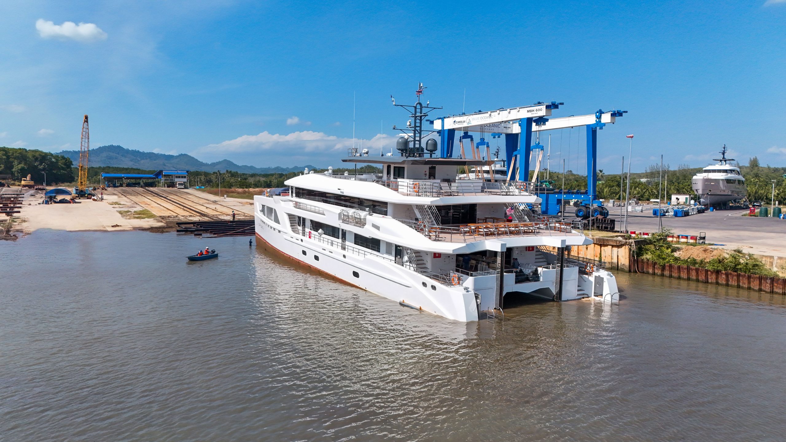 SLIPWAY-9-Blue-Oceanic-Shipyard-in-Phuket-Yard-services-in-Phuket-1